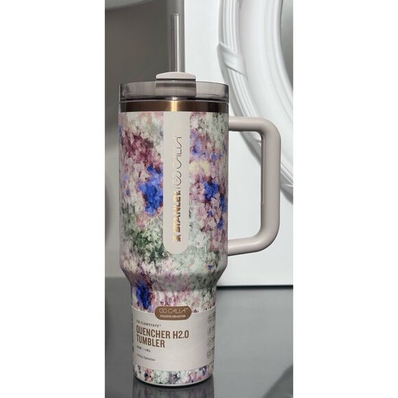 Stanley X CALIA Quencher H2.0 FlowState 40oz Tumbler, OLIVE EDEN - Picture 2 of 5